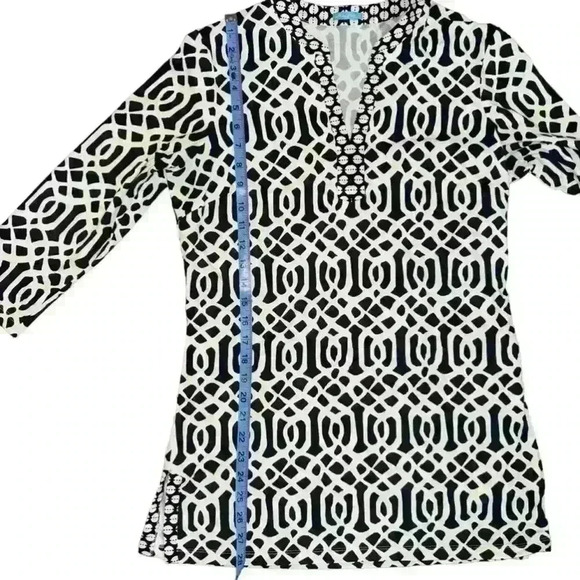 J. McLaughlin Catalina Tunic 3/4 sleeves M, Black white spring performance - Picture 6 of 7